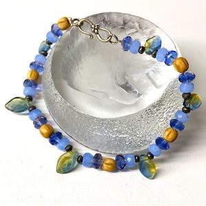 🖤Vtg Glass and bone beads bracelet